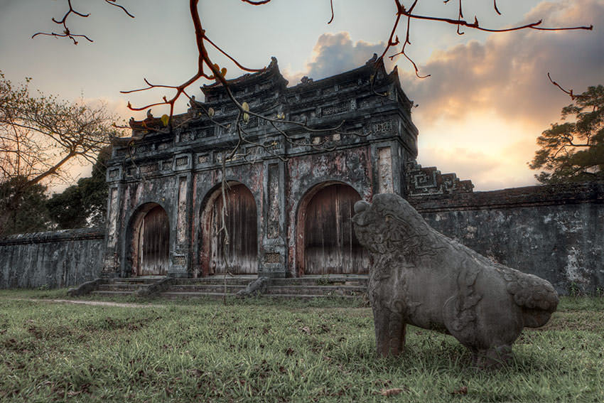 Hue Minh Mang Tomb Gate 001