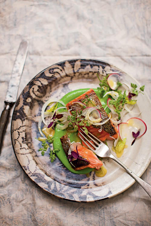 Lop 112 Salmon With Pea Puree